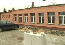 Śniadanie w nowym budynku