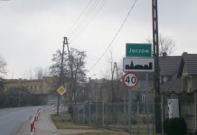 Nowe chodniki i oświetlone przejścia