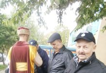 Kokarda Narodowa w klapach głogowian