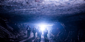 Woda zalewa jeden z oddziałów Sier-Polu