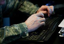 Oszustwo “na amerykańskiego żołnierza”. Kobieta straciła ponad 17 tys. zl