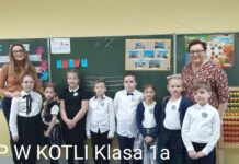 Wzorowi uczniowie z odznakami