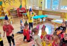 Przedszkolaczki świętowały urodziny Misia Uszatka