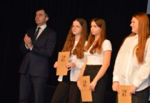 Prezydent spotkał się najzdolniejszymi uczniami i studentami