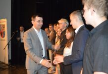 Najzdolniejsi, wzorowi otrzymali stypendia