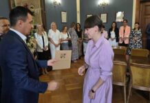 Uroczyste spotkanie w ratuszu. Awanse zawodowe głogowskich nauczycielek