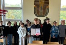Uczniowie II LO nagrodzeni