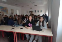 Uczniowie ekonomika poznają sposoby działania cyberoszustów