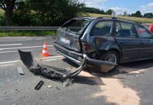 Zderzenie 3 samochodów na 329